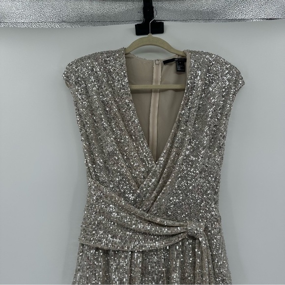 NEW Jay Godfrey Susie Sequin Jumpsuit size 6 Silver - Picture 5 of 7